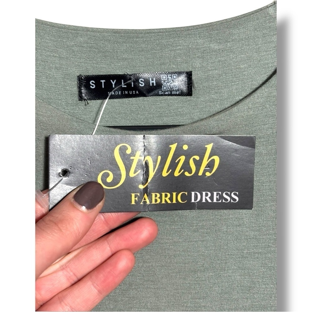Stylish NWT Green Sleeveless Crewneck Sheath Style Bodycon Midi Dress - Picture 8 of 15